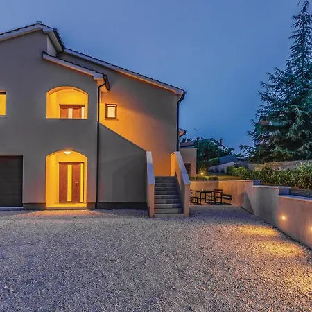 Four-bedroom In パジン