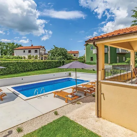 Four-bedroom In パジン